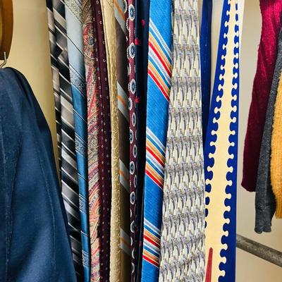 Men’s Closet Lot