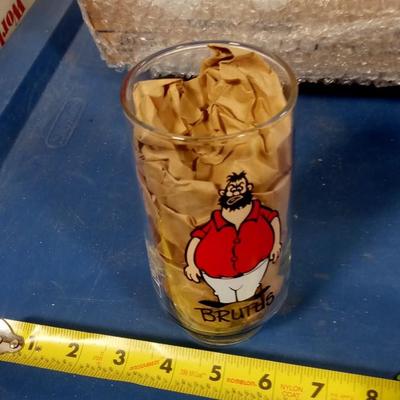 LOT 81 VINTAGE BRUTUS GLASS FROM POPEYE SERIES