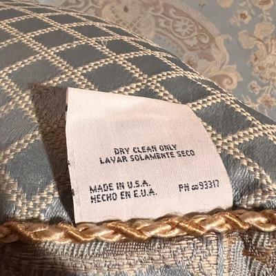 Three Sets of King Size Comforters & Decorative Pillows (B1-DZ)