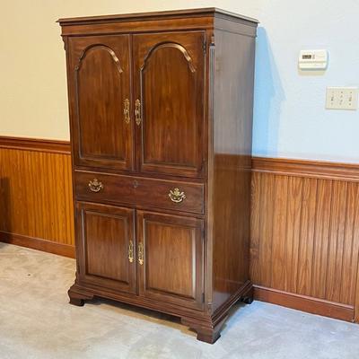 DREXEL ~ Vtg. Cherry Entertainment Armoire