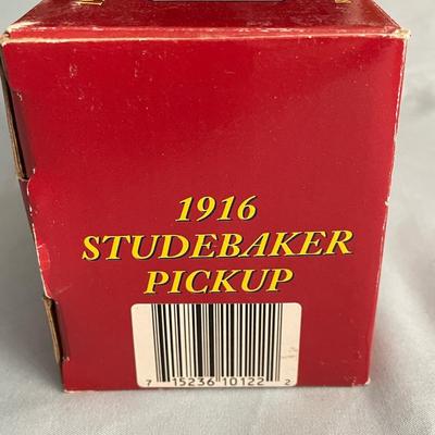 1916 STUDEBAKER PICKUP DIE CAST METAL BANK