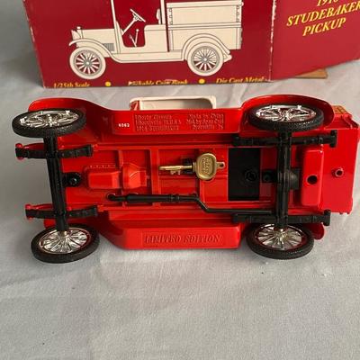 1916 STUDEBAKER PICKUP DIE CAST METAL BANK