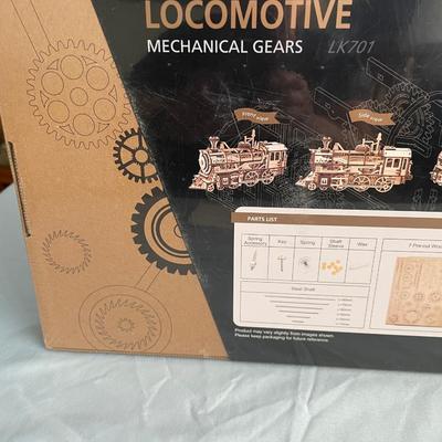 ROKR LOCOMOTIVE MECHANICAL GEAR 3D WOODEN PUZZLE