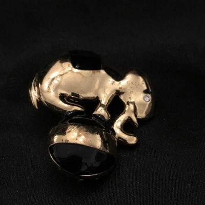 Gold toned elephant on ball pin