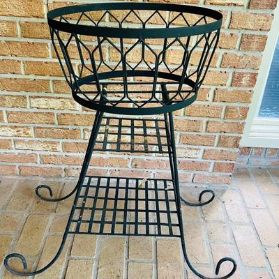Iron plant stand
