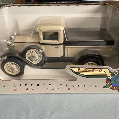 LIBERTY CLASSIC MODEL “A” FORD DIE-CAST BANK