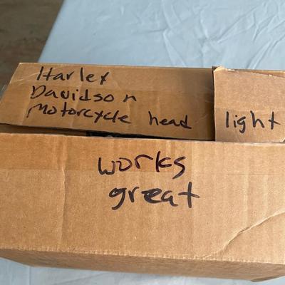 HARLEY DAVIDSON MOTORCYCLE HEAD LIGHT