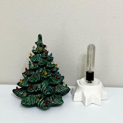Vtg. 13” Ceramic Lighted Christmas Tree ~*Read Details
