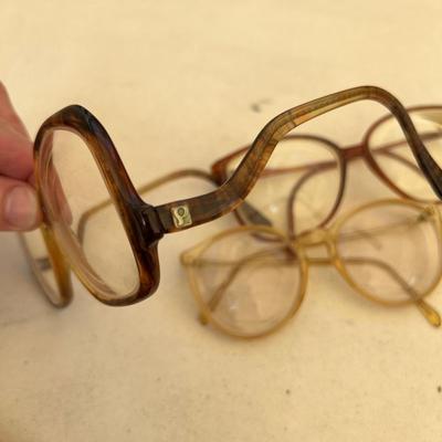 Vintage Women’s Eyeglasses Sunglasses Lot - France, Italy, Crayola