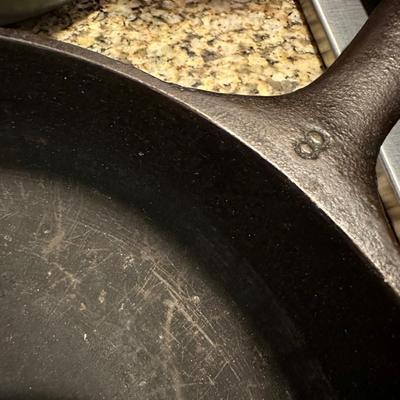 Le Creuset 3.5 qt. Pot, 10" Iron skillet, Painted trivet