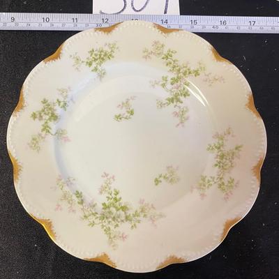 6 Vintage Haviland Limoges Salad Plates