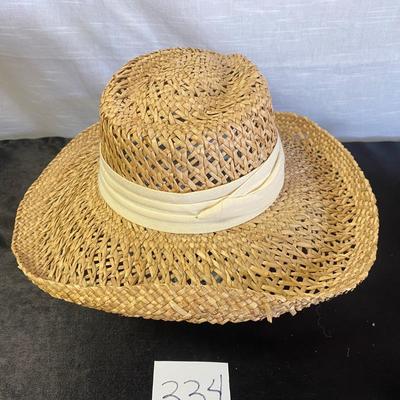 Lady’s Hat