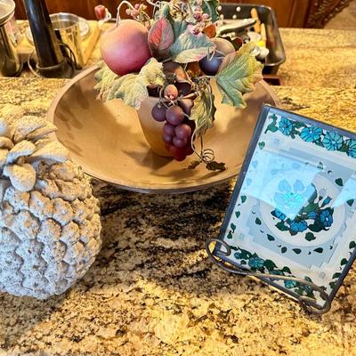 Bowl, greenery, frame with art print and pineapple pottery