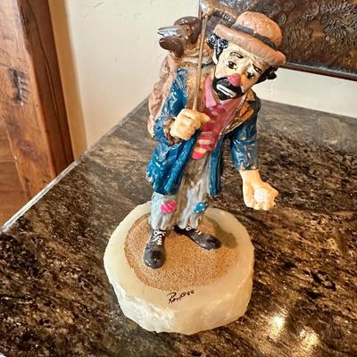 Another collectible by Ron Lee. Beautiful clown sculpture.