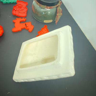 Christmas Cookie Jar, Candle and Cookie Cutters!