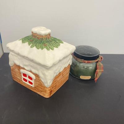 Christmas Cookie Jar, Candle and Cookie Cutters!