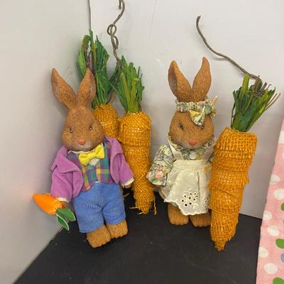 Easter Bunnies and More!
