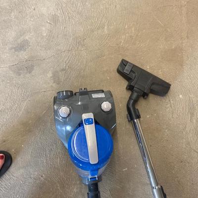 Nice Little Eureka Canister Vacuum