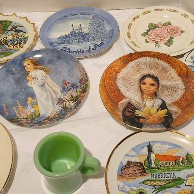 Vintage Fire King Jadeite Extra Heavy Restaurant Mug and Collectors Plates