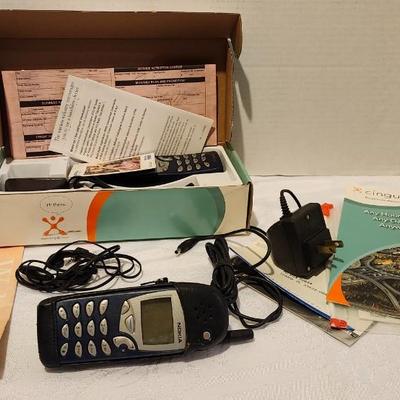 2 Nokia Vintage Cell Cellular Phones