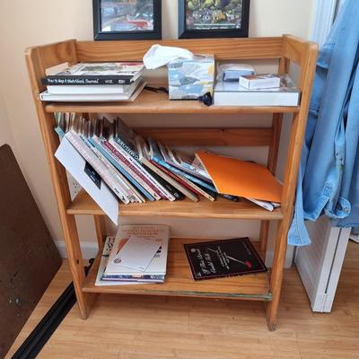 tall 3 shelf book case