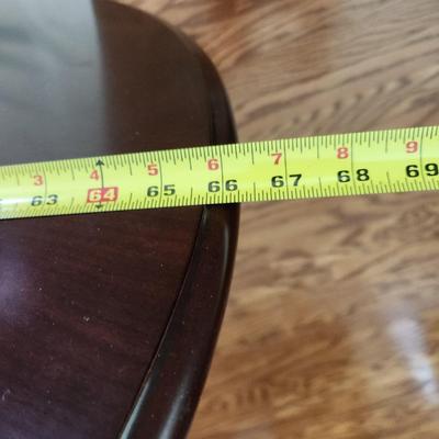 The Bombay Company Dining Room Table 66"x422"plus 2 14" Leaves