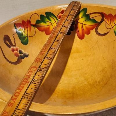Hand Painted large Salad Bowl, and 4 Smaller Bowls all Made of Solid Wood.
