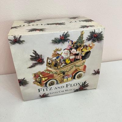 FITZ & FLOYD ~ Santa Car Musical ~ “Here Comes Santa Claus”