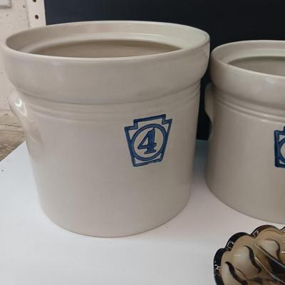 Cute! Farm Crock like numbered canister set (missing 2 lids)