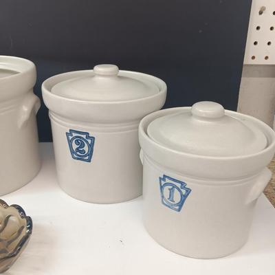 Cute! Farm Crock like numbered canister set (missing 2 lids)
