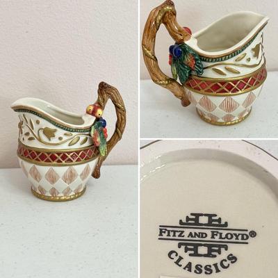 FITZ & FLOYD ~ Jolly Ole St Nick ~ Ceramic Sugar & Creamer