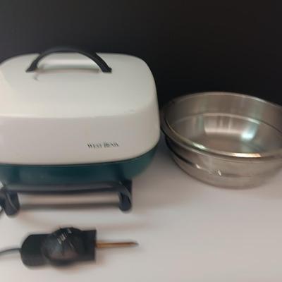 West Bend electric skillet with stainless serving bowl