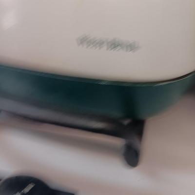 West Bend electric skillet with stainless serving bowl