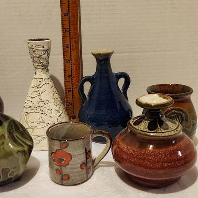 Pottery lot, Vintage and many signed