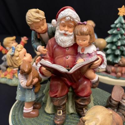 The Magic of Christmas and More 2015 Hummels (DR-SS)