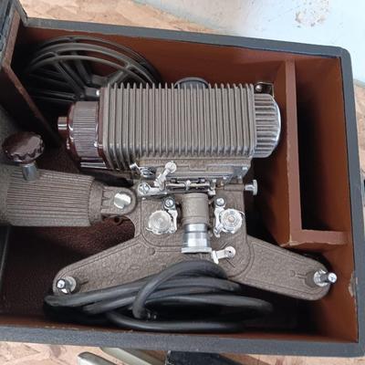 Revere Eight reel to reel Projector with Da-Lite projector screen and brand-new bulb in original box