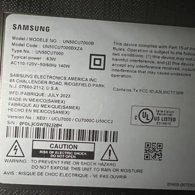 SAMSUNG 50" Smart Tv