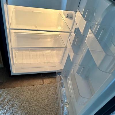 Frigidaire mini fridge