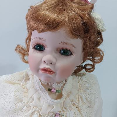 "Amelia" by Virginia Turner A timeless Portrait of Innocence and Friendship porcelain doll NEW!