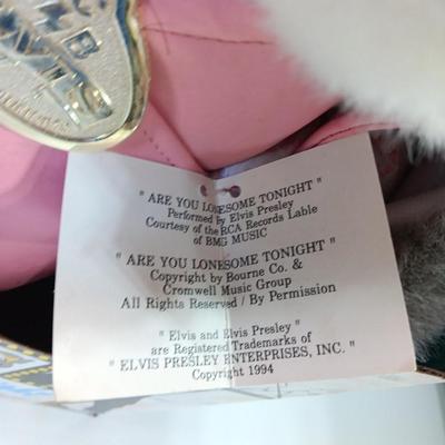 Singing Elvis plush Elvis sings " Are you lonesome tonight"