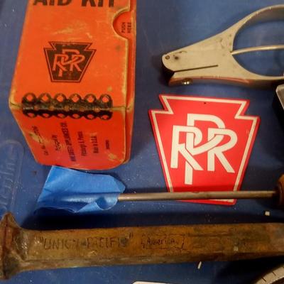 LOT 89 OLD RAILROAD ITEMS