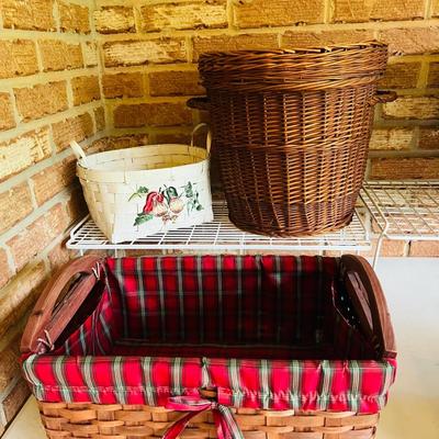 Basket Lot Of 12