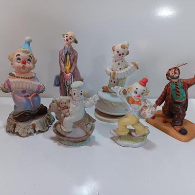 Collection of porcelain clowns - The original Emmett Kelly Circus collection ltd. edition