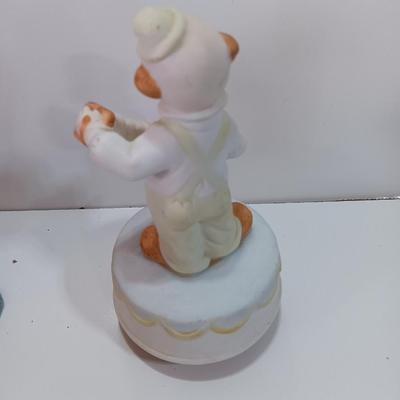 Collection of porcelain clowns - The original Emmett Kelly Circus collection ltd. edition