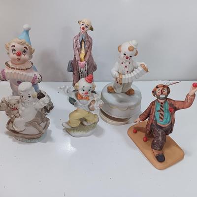 Collection of porcelain clowns - The original Emmett Kelly Circus collection ltd. edition