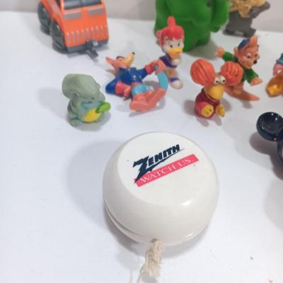 Vintage toy figures - Ducks - Inflatable ringling circus toy - Mickey & Minnie and more
