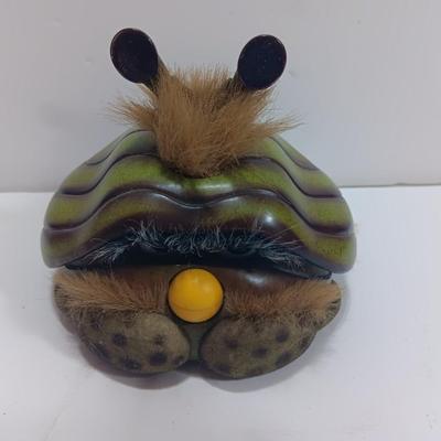 TM 2001 Tiger electronics Furby Toad Shelby