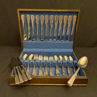 16 Person Rebacraft Flatware Set, Chest & More (K-SS)
