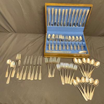 16 Person Rebacraft Flatware Set, Chest & More (K-SS)