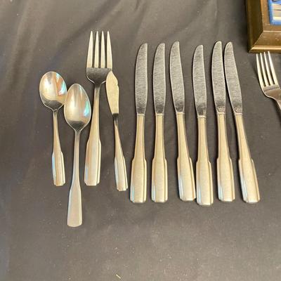 16 Person Rebacraft Flatware Set, Chest & More (K-SS)